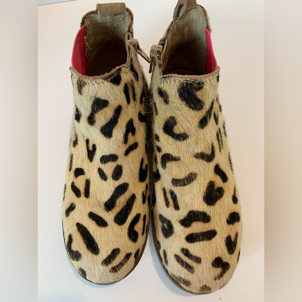 Mini Boden Cheetah Booties